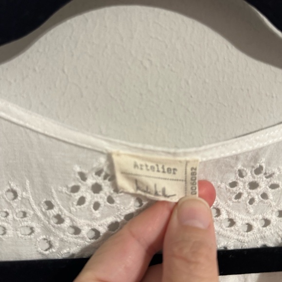 Nicole Miller Artelier White Eyelet TopCotton Eyelet  Flutter Short Sleeve Top L - Picture 9 of 10